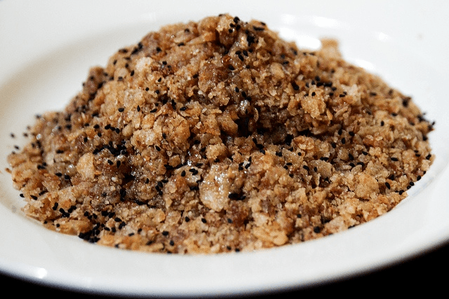 Fatah Tamr (Dates) w/ Cream